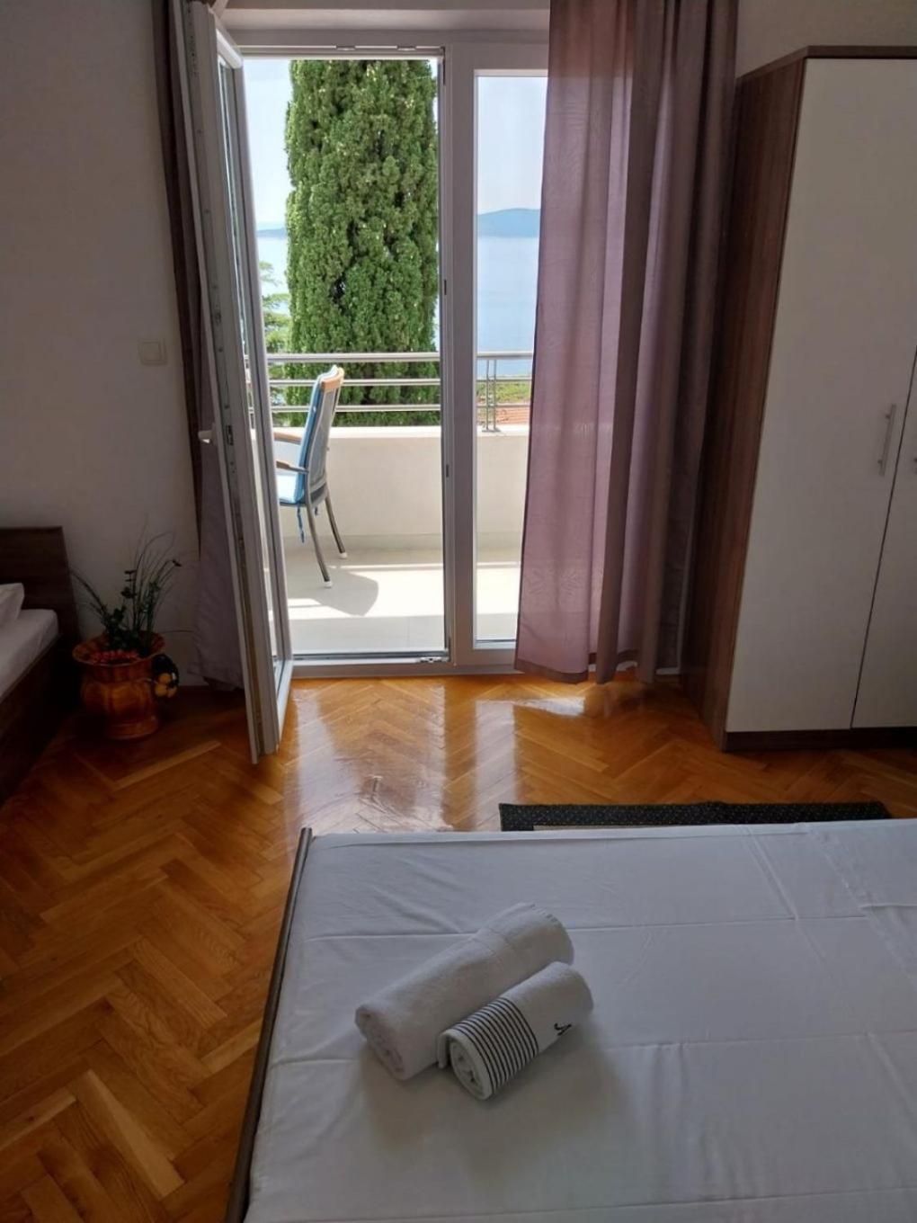 Apartments Josip Baška Voda Exterior foto
